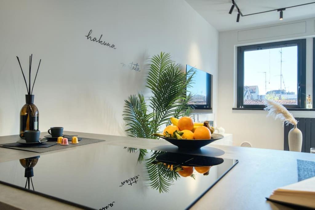 Italianflat - Canal Couture, Navigli Luxury Retreat Milano Exteriör bild