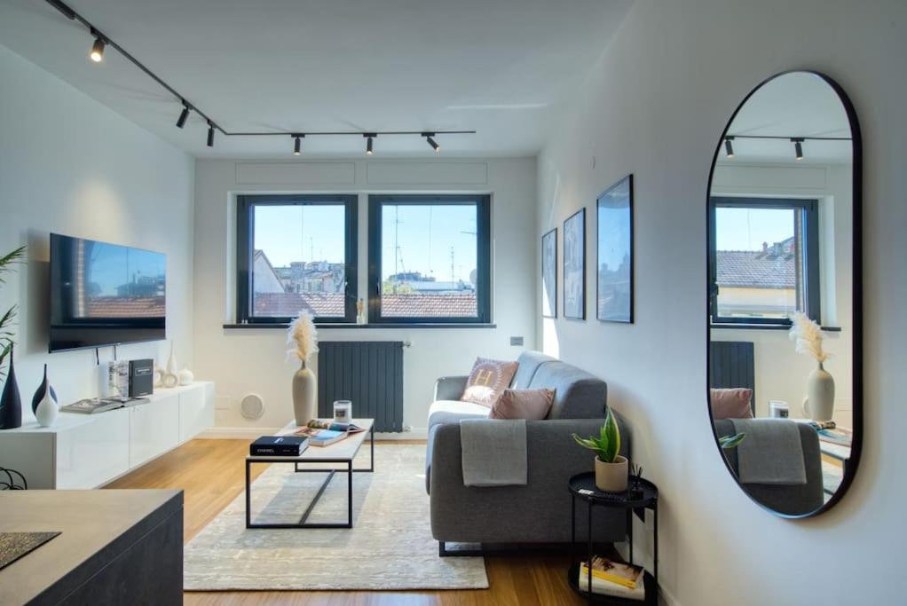 Italianflat - Canal Couture, Navigli Luxury Retreat Milano Exteriör bild
